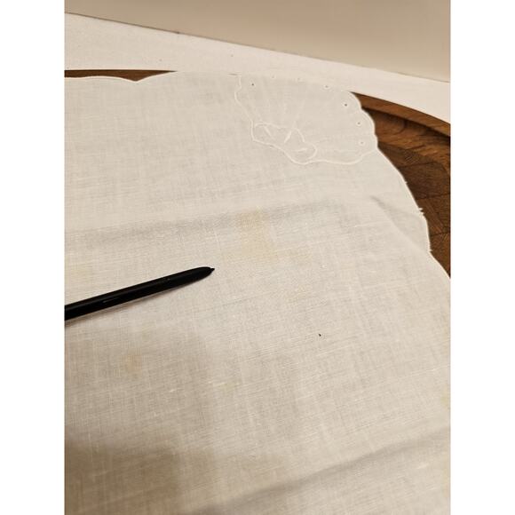 Irish Linen 8 Placemats & 8 Napkins Boutross Madeira Shell Set Hand Embroidery - Picture 9 of 14